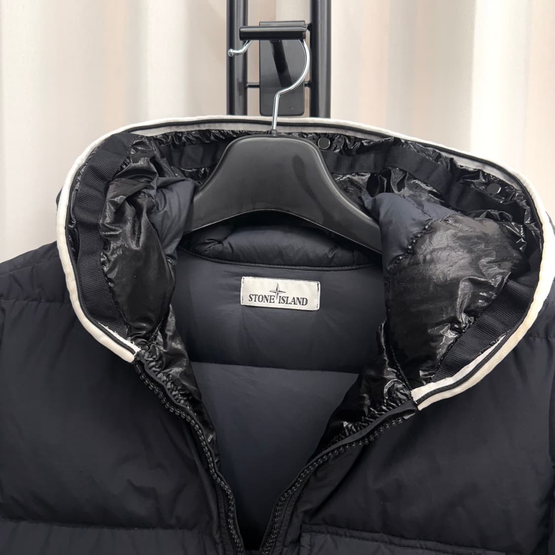 [M] 스톤아일랜드 나슬란 와트로 패딩 블랙 상품이미지3