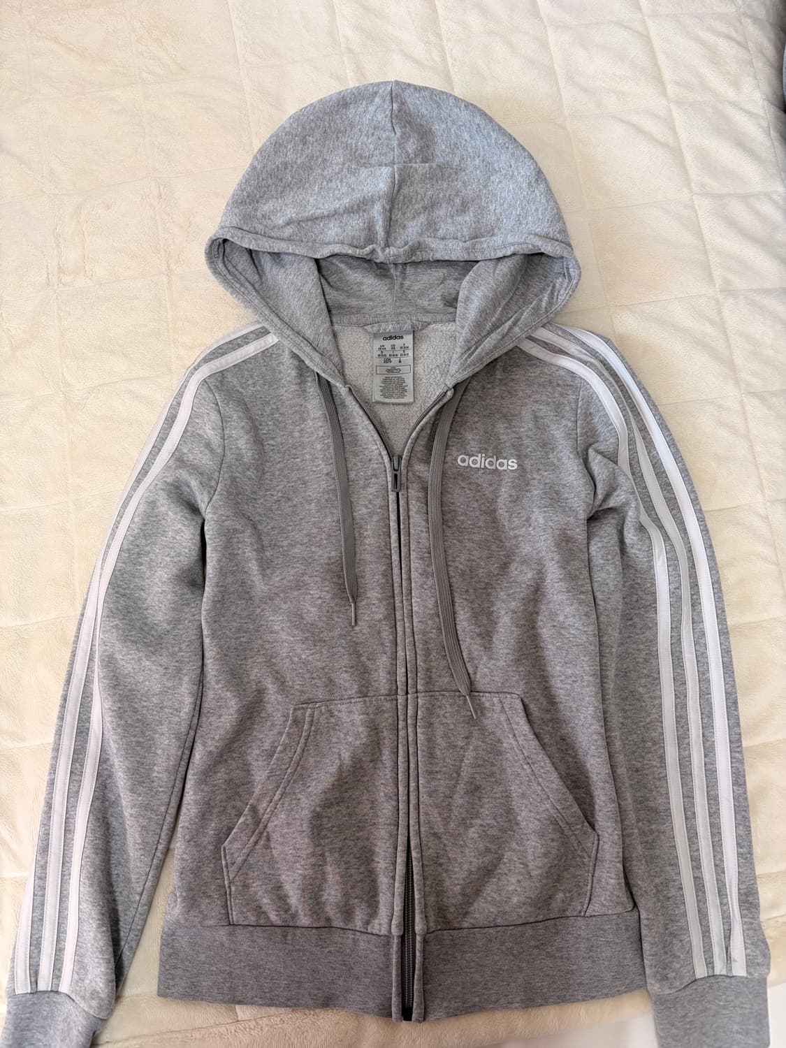 아디다스에센셜후드집업 상품이미지1