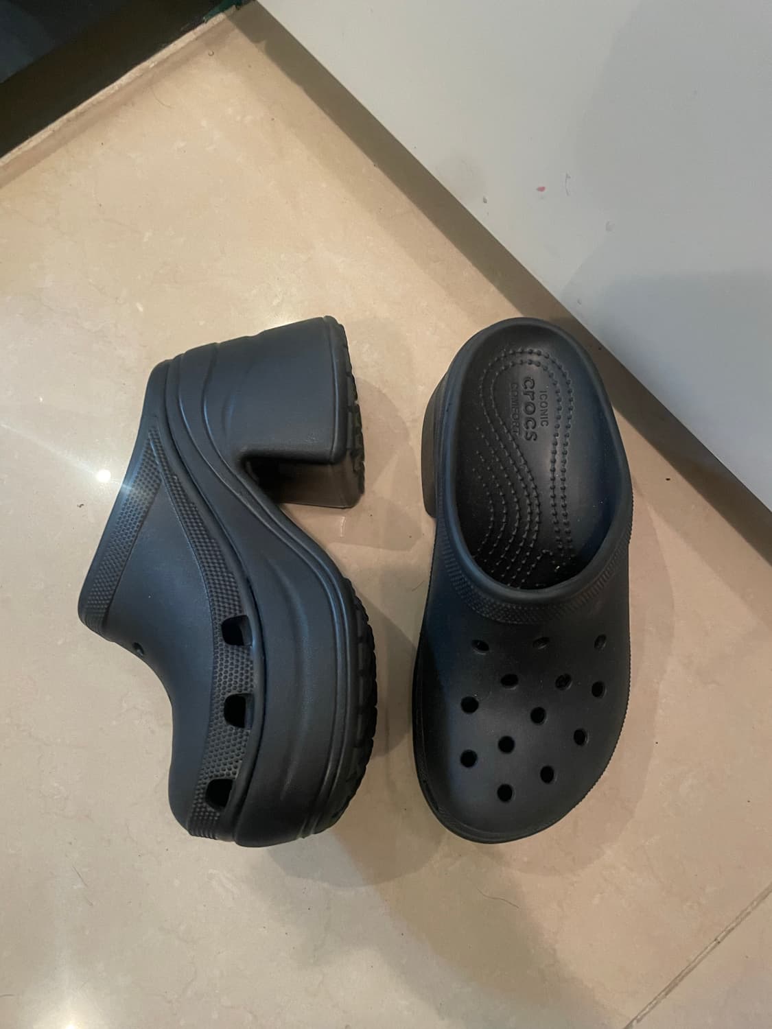크록스 사이렌 블랙 230 상품이미지1