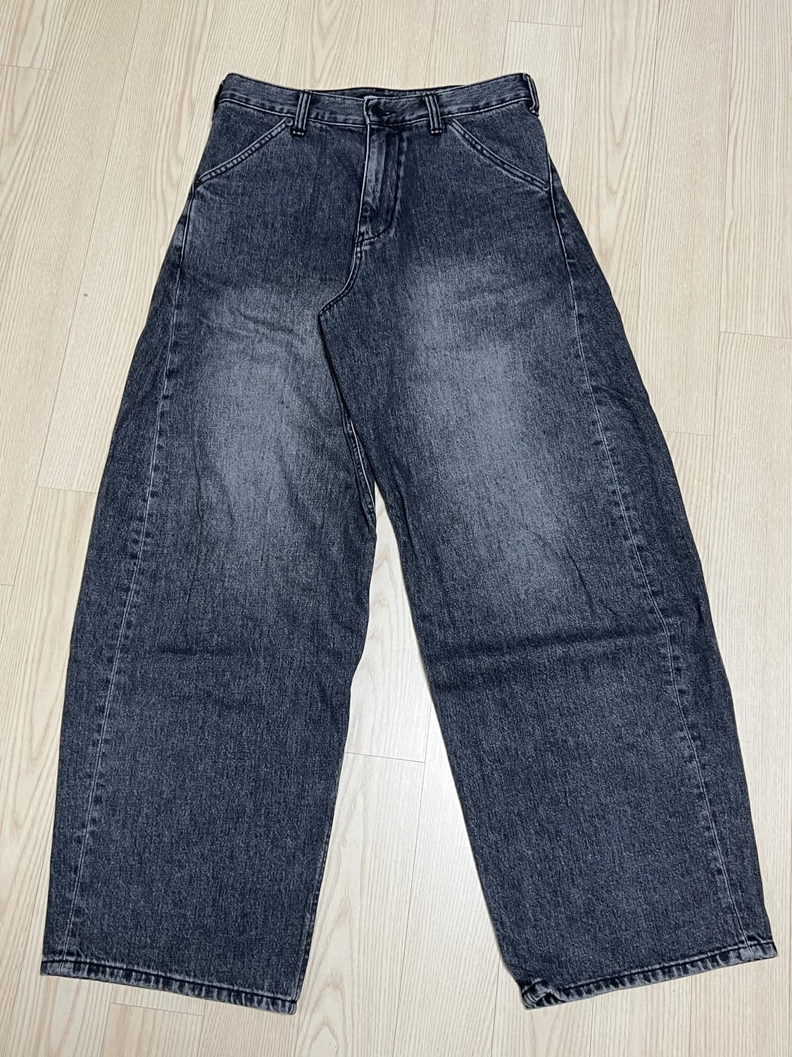 해칭룸 와이드 커브드진 상품이미지1