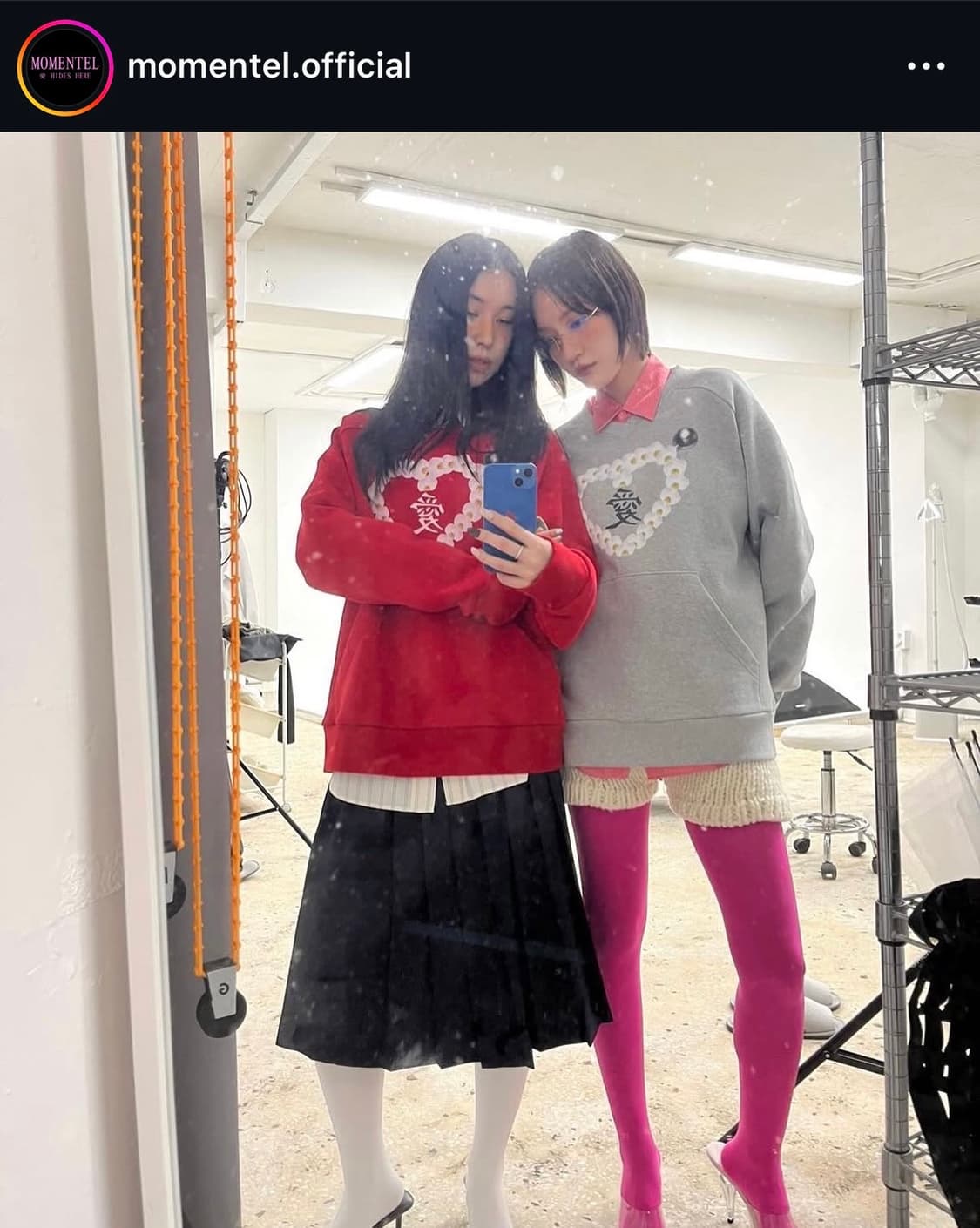 모멘텔 러브피어싱 맨투맨 상품이미지4