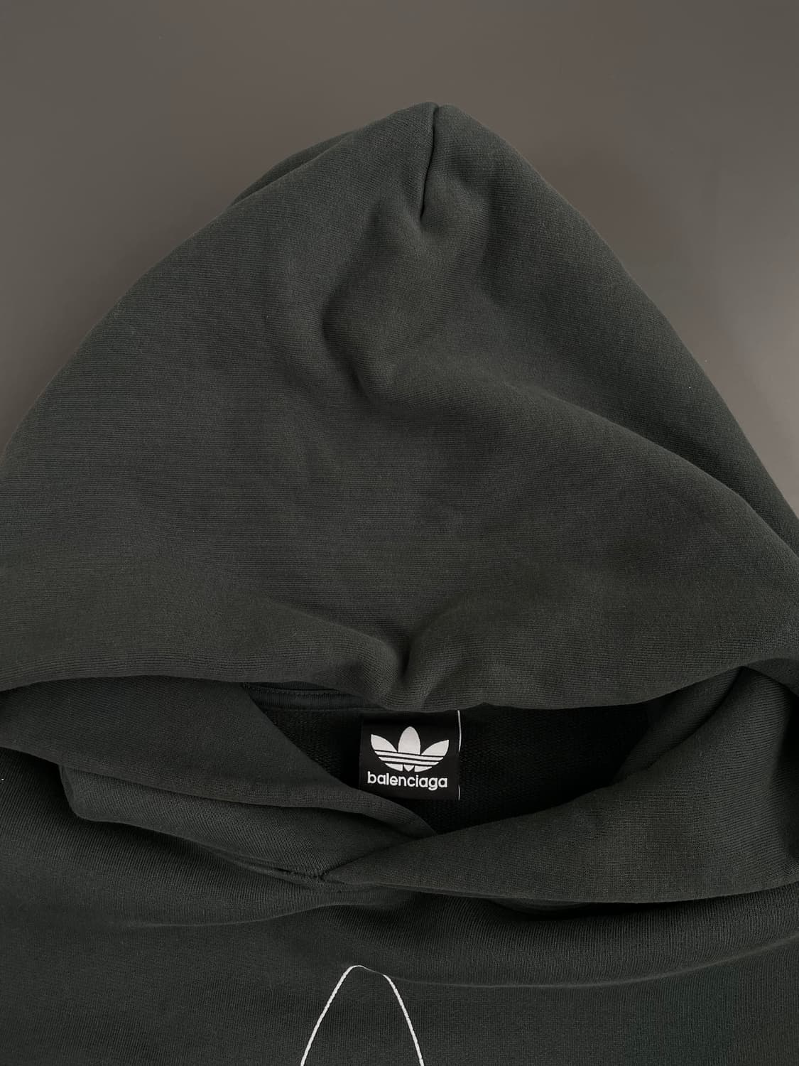 [2] 발렌시아가 X 아디다스 콜라보 후드 라지핏 상품이미지9