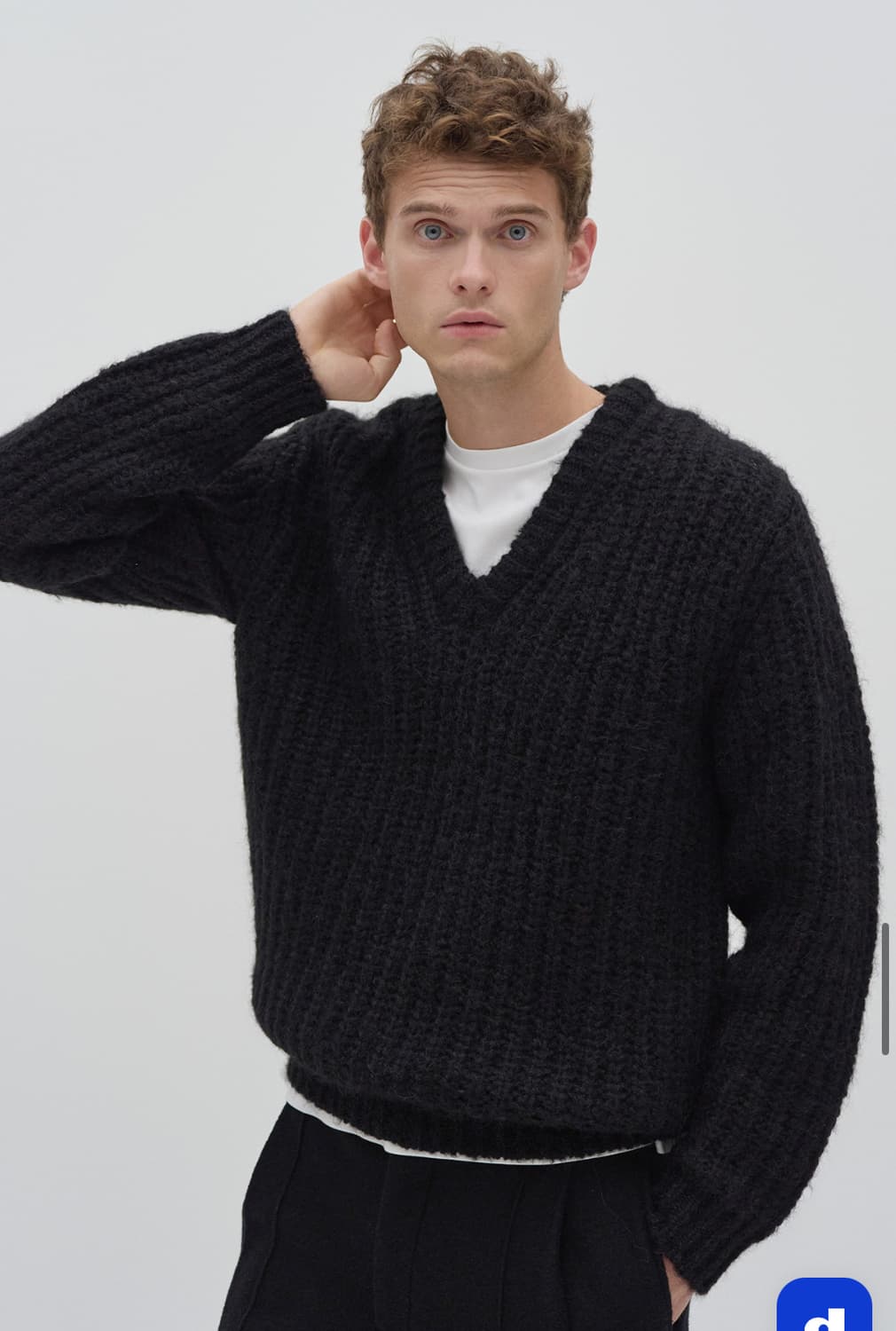 제이리움 까노 알파카 청키 브이넥 니트 블랙 상품이미지3