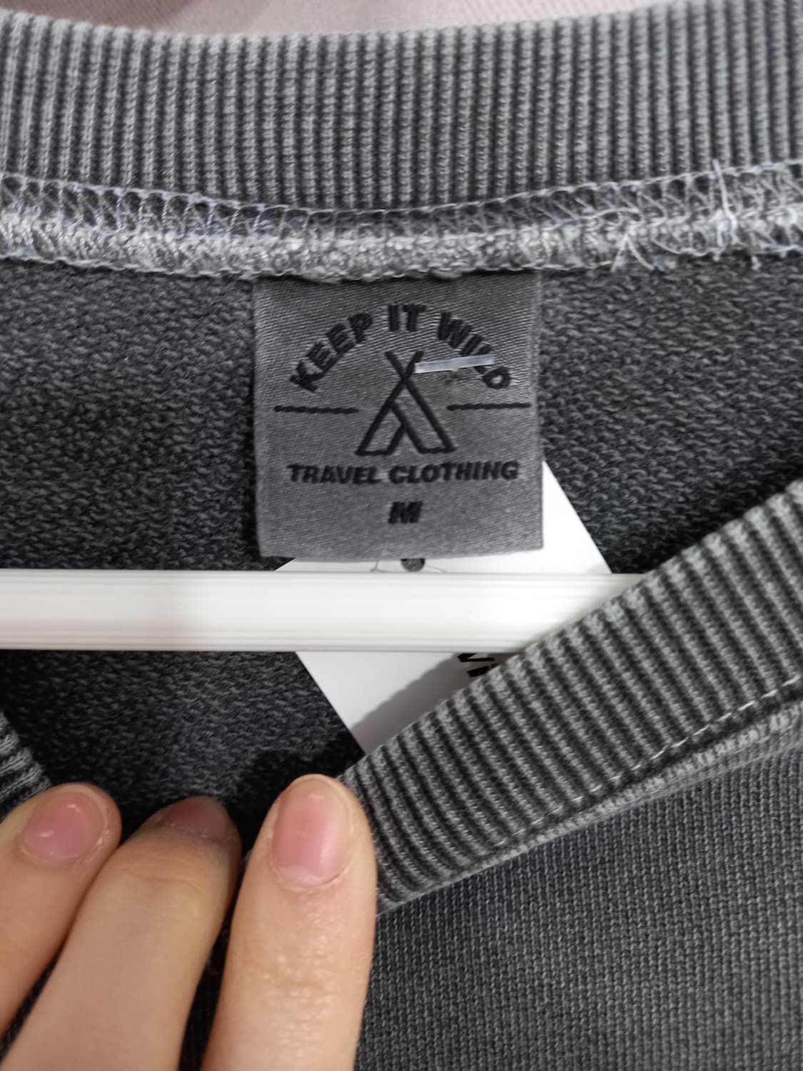 Keepitwild 맨투맨 상품이미지2