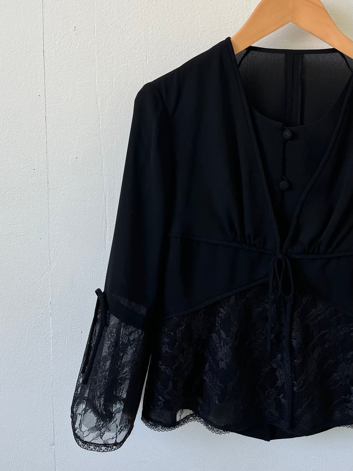 LIUMA 블랙 레이스 가디건 상품이미지2