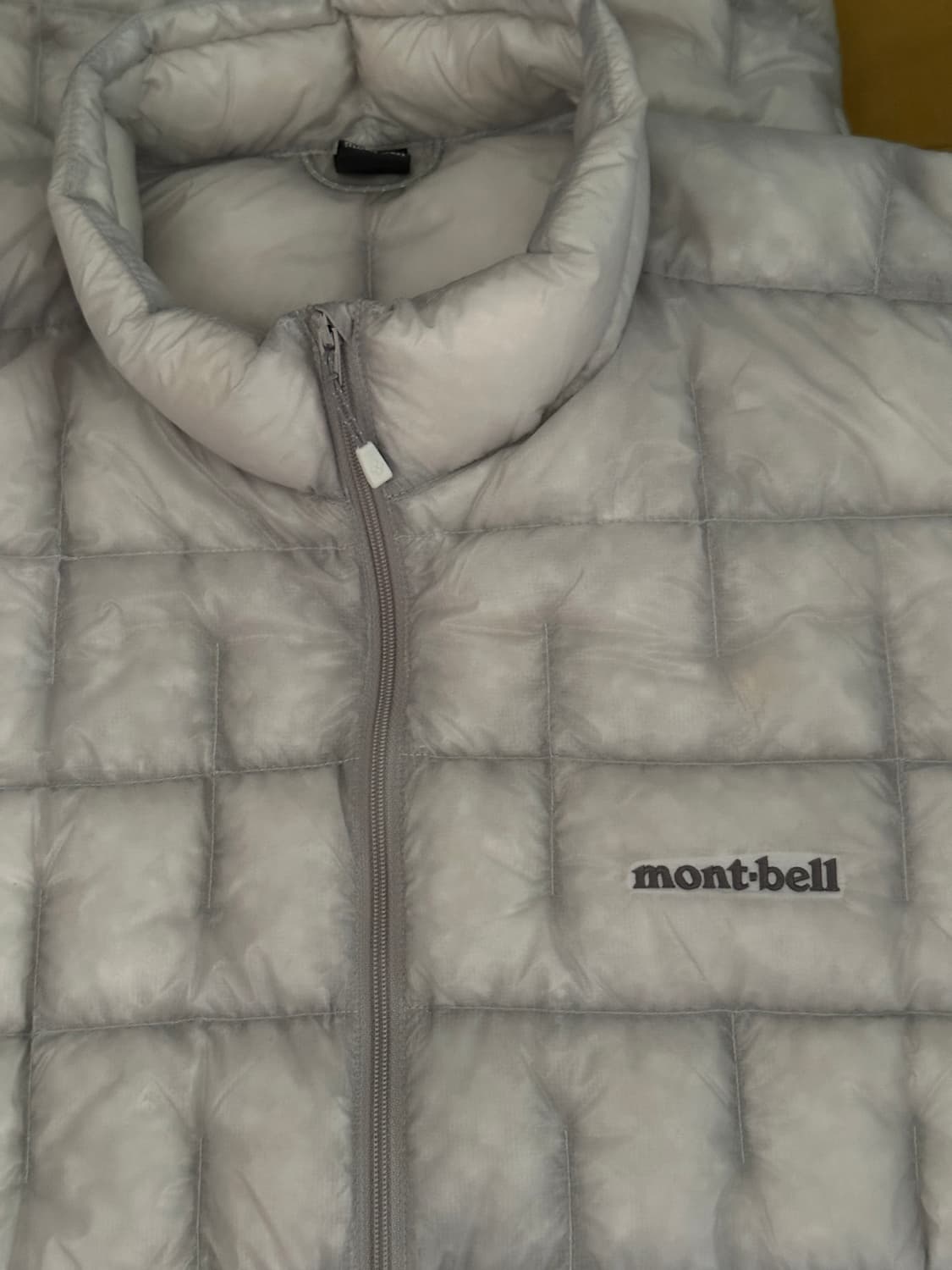 몽벨 플라즈마 1000 다운 라이트 실버 XL 극미중고 민트급 판매 상품이미지1