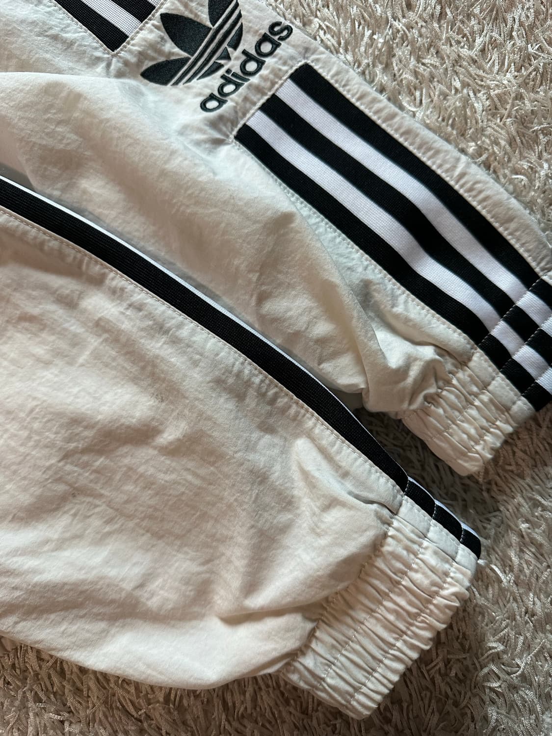 아디다스 ADIDAS 사이드라인 락업 트랙탑 바람막이  상품이미지4