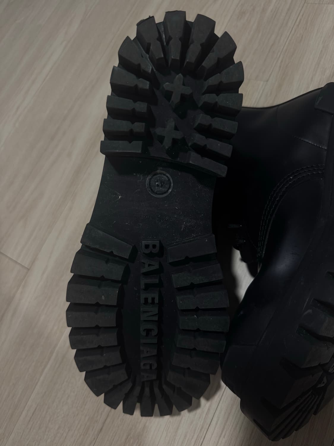 Balenciaga 상품이미지5