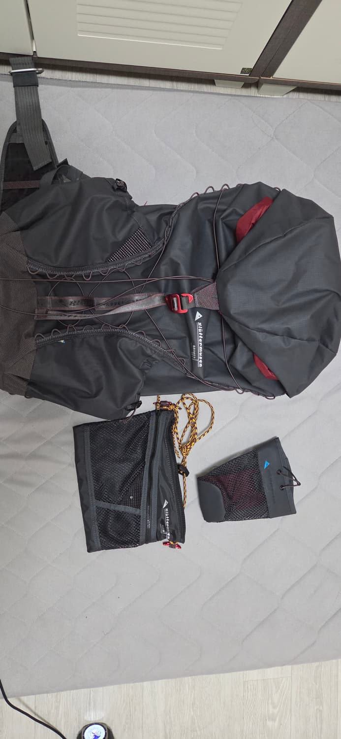 클라터뮤젠 브리머 24L 팝니다. 기어 2개 같이 드립니다. 상품이미지1