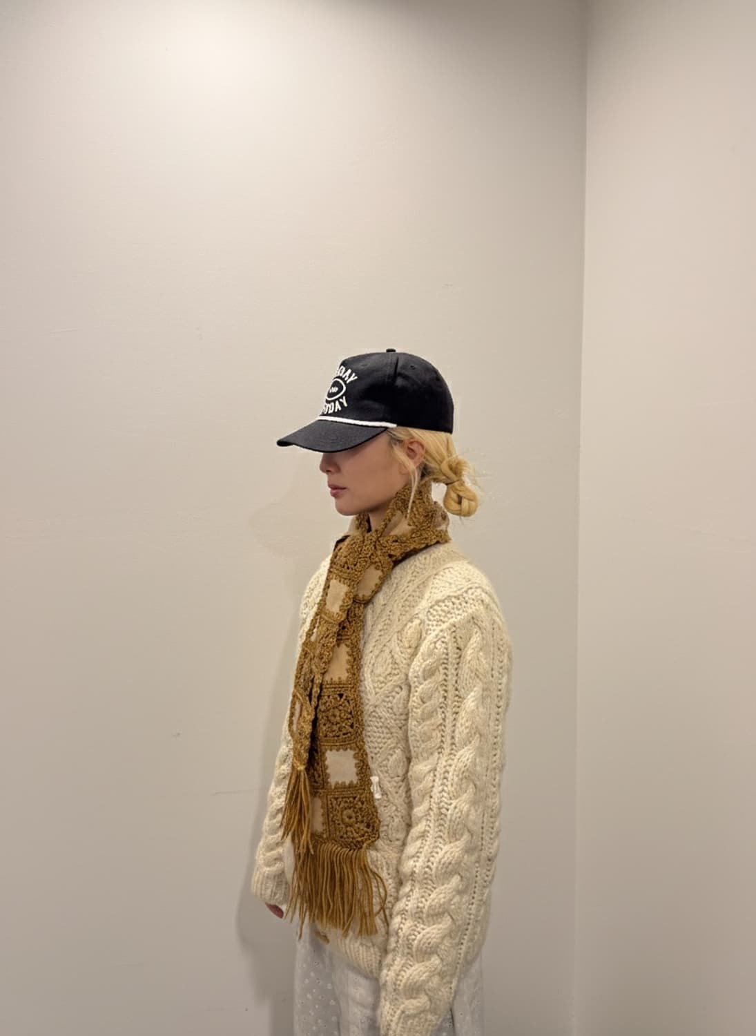 스웨이드 그래니 스퀘어 스카프 상품이미지1