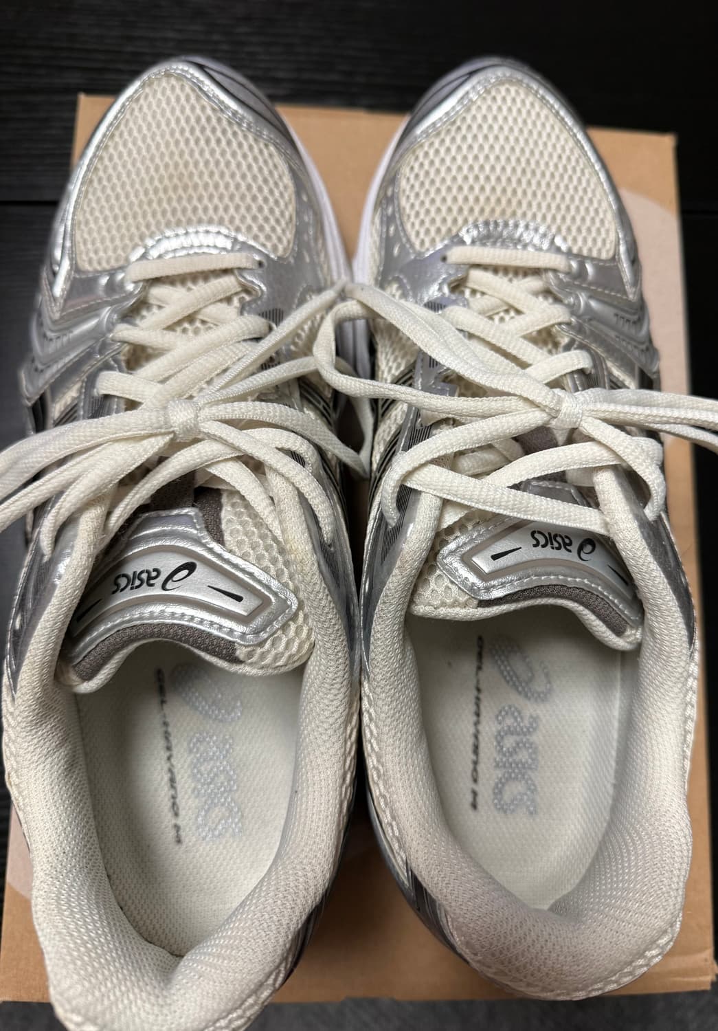 아식스 젤카야노14 크림블랙 275사이즈 상품이미지5