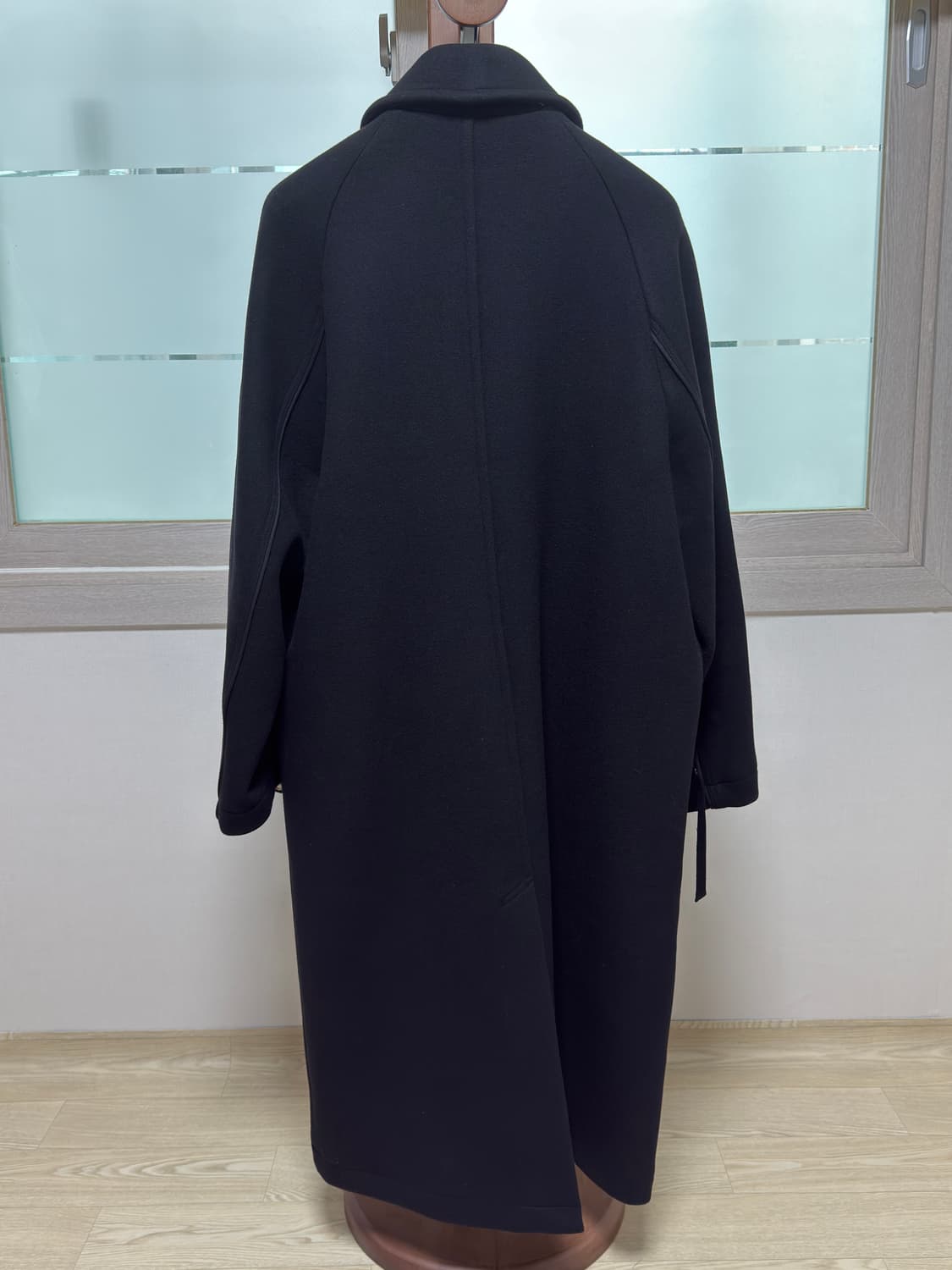 언어펙티드 파이프드 싱글 코트: 블랙 / M 상품이미지2