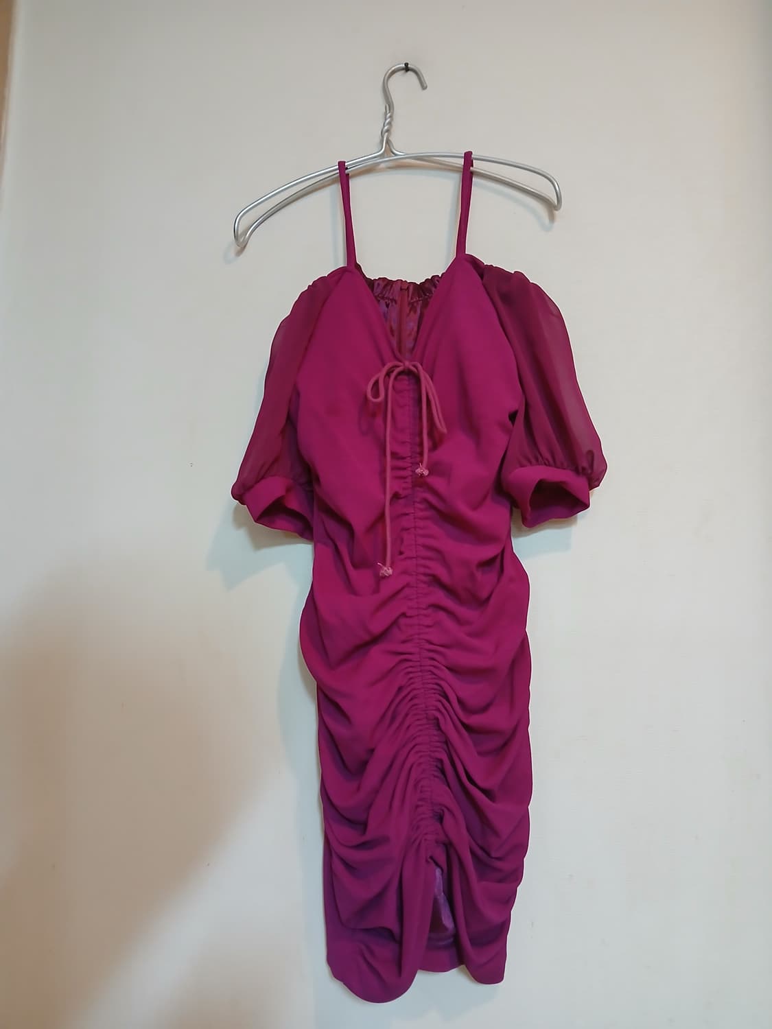 나롱쥐 셔링 반팔 미디 원피스 캡 파티 드레스 섹시 오프숄더 홀터넥 홀복 상품이미지1