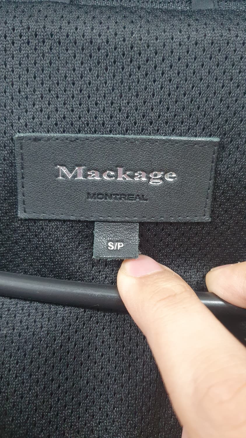 MACKAGE 맥카지 블랙 더블집업 상품이미지6