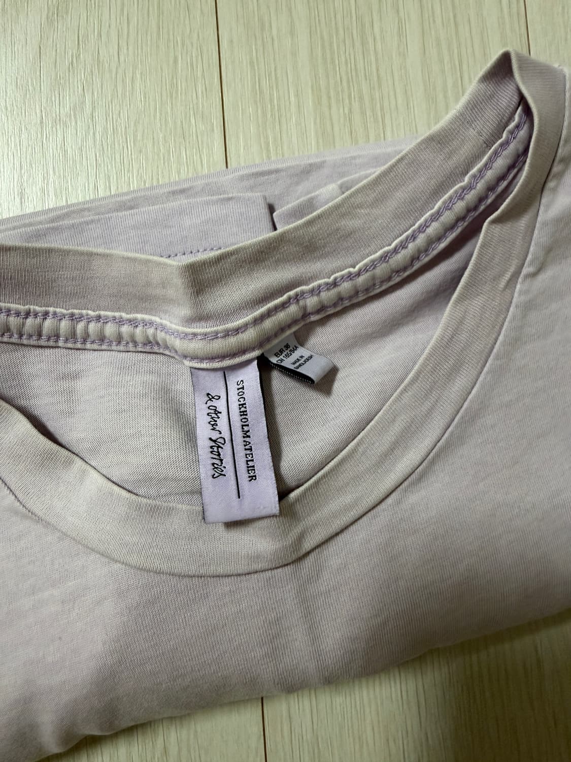 앤아더스토리즈 연보라 반팔티셔츠 36사이즈 상품이미지5