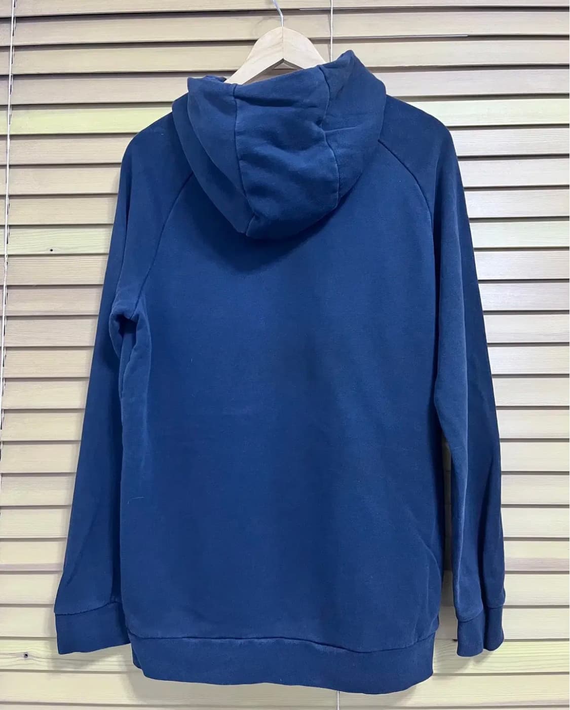 나이키조던 남성 블랙 파리생제르망 후드티셔츠 상품이미지3