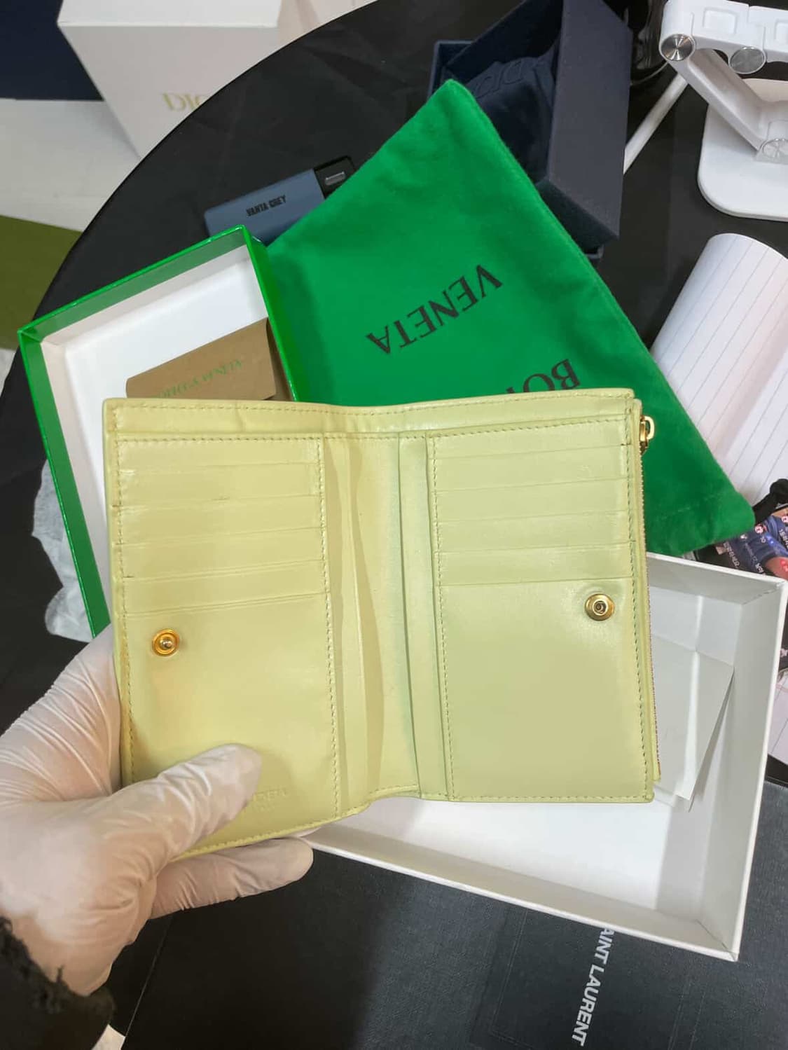 보테가 베네타 지갑 상품이미지5