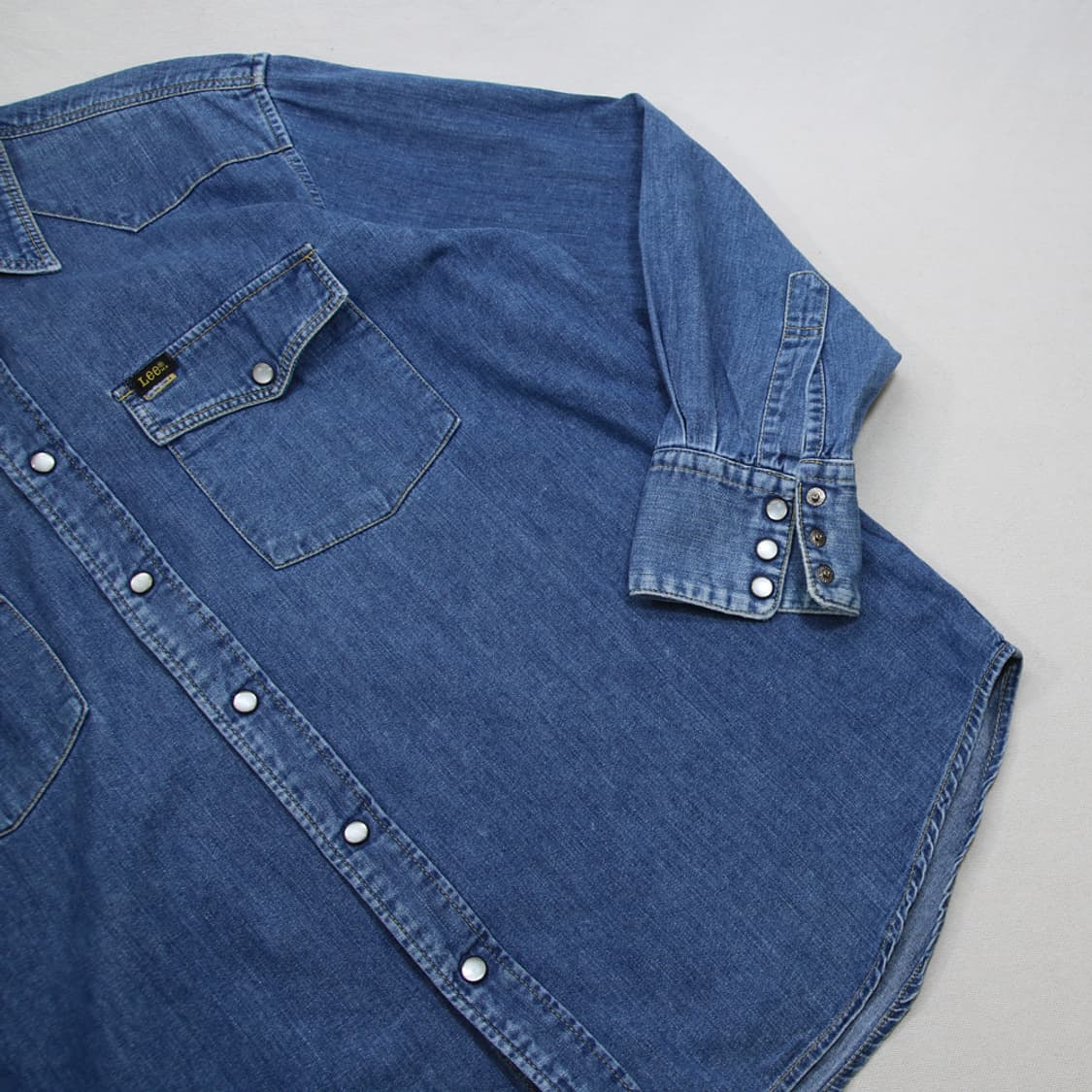 (착용컷) Lee x EDWIN 웨스턴 데님 셔츠 (남성용 100) 상품이미지7