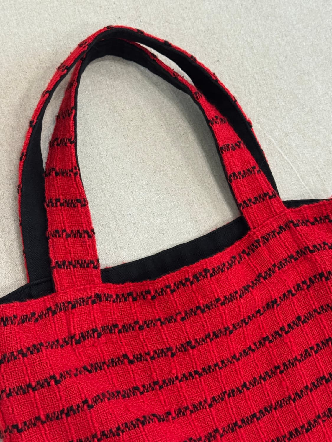 요지야마모토 울 스트라이프 레드 토트백 상품이미지3