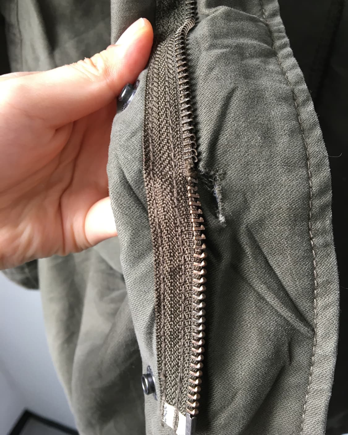 Fake fur hood military khaki jacket 상품이미지5