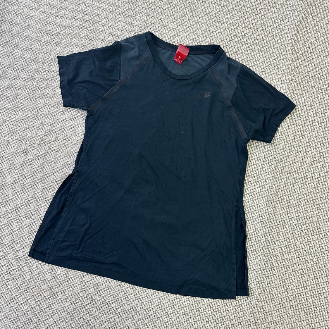 L 나이키 블랙 기능성 반팔티 0417D 상품이미지1