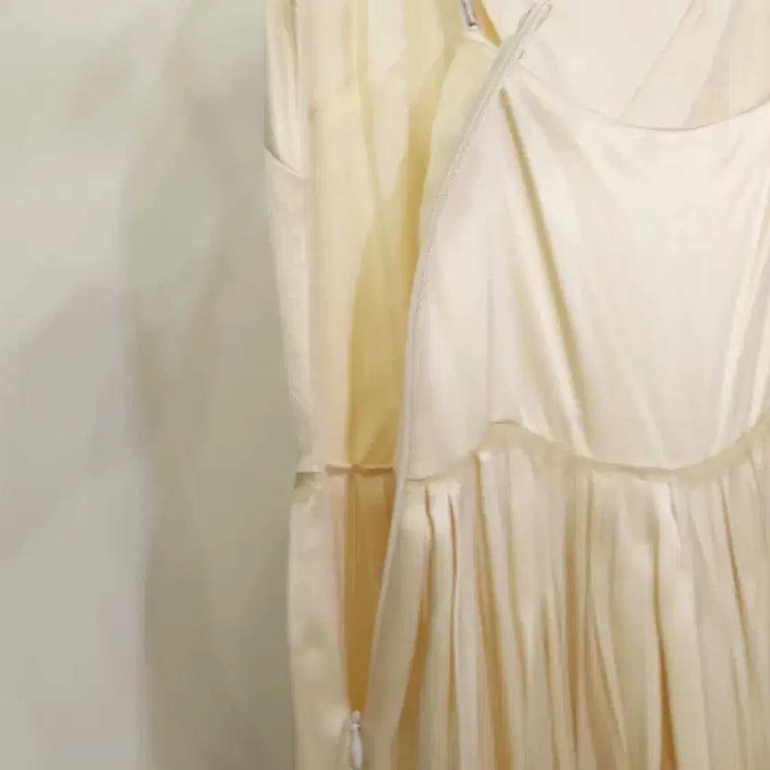 끌로에 실크 원피스 아이보리 T38 상품이미지7