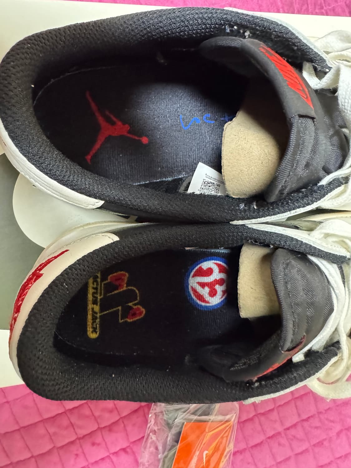 W275 조던1 로우 트레비스캇 미디움 올리브 상품이미지2