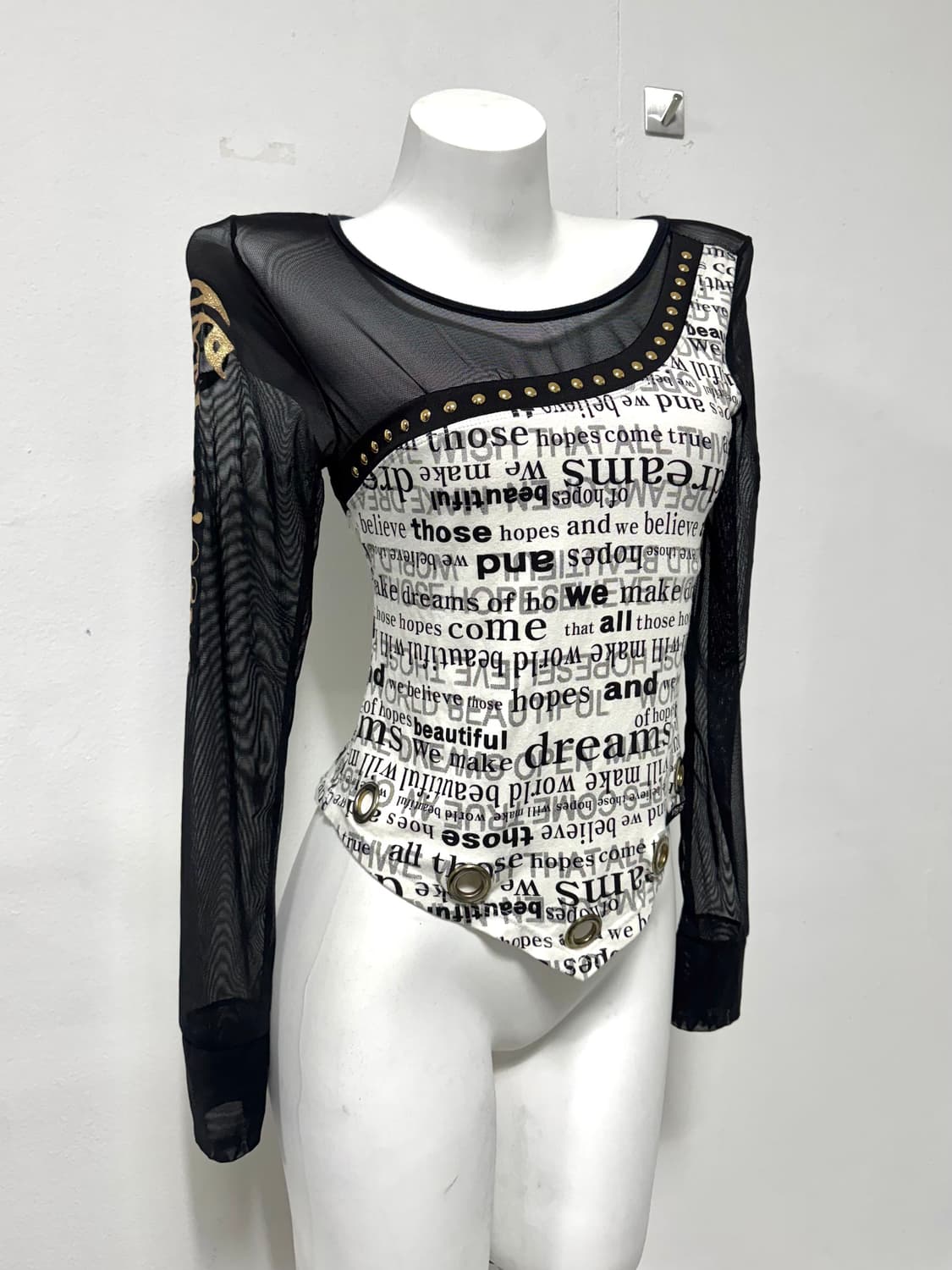 Sheer Lettering Top 상품이미지4