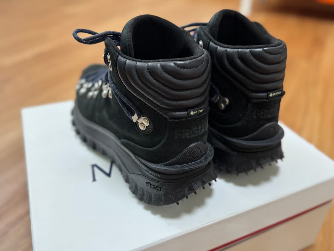 <신품급> Moncler 몽클레어 트레일그립 하이 GTX 40 프라그먼트 상품이미지6