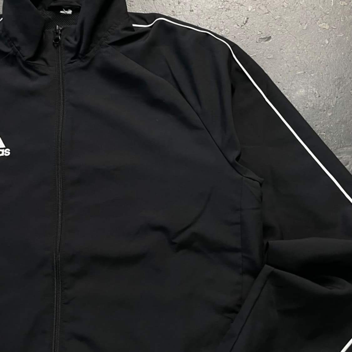 100 아디다스 바람막이  상품이미지2