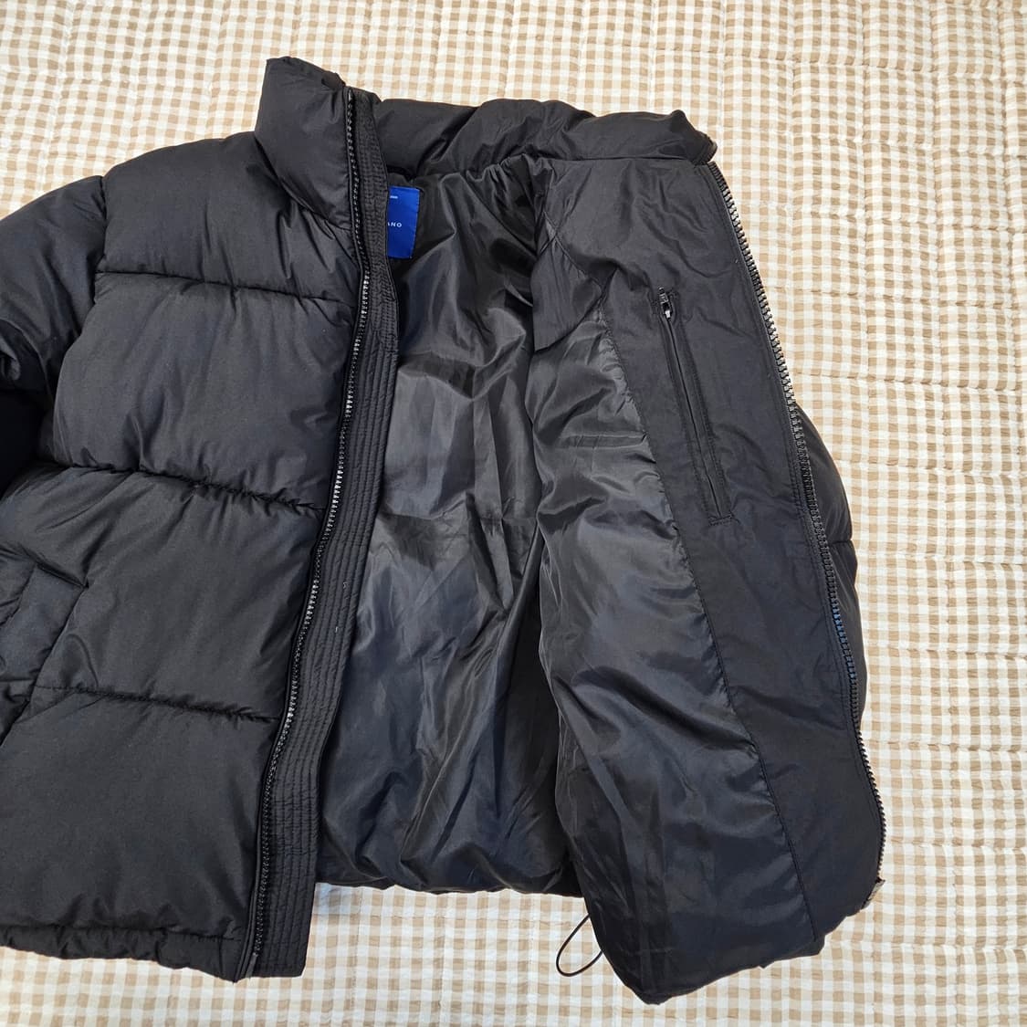 지오다노 푸퍼 숏패딩 남자100 상품이미지6