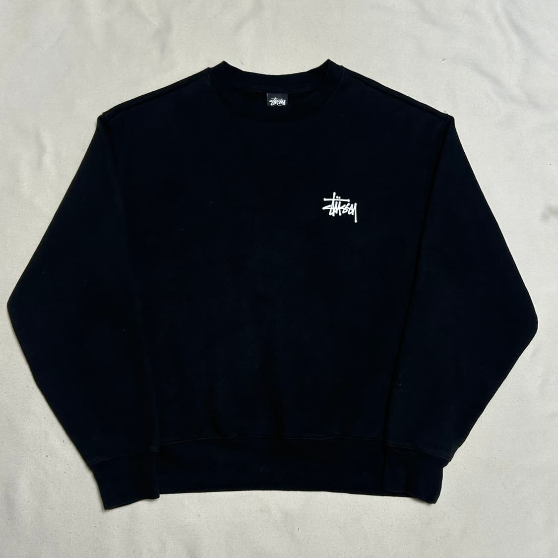 L 스투시 빅로고 블랙 맨투맨 상품이미지2