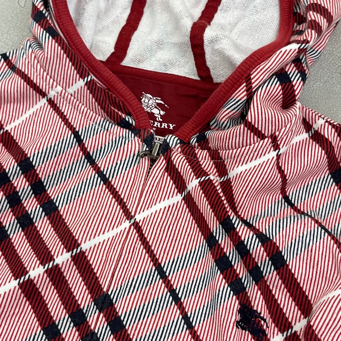 버버리 노바체크 후드 자켓 상품이미지4