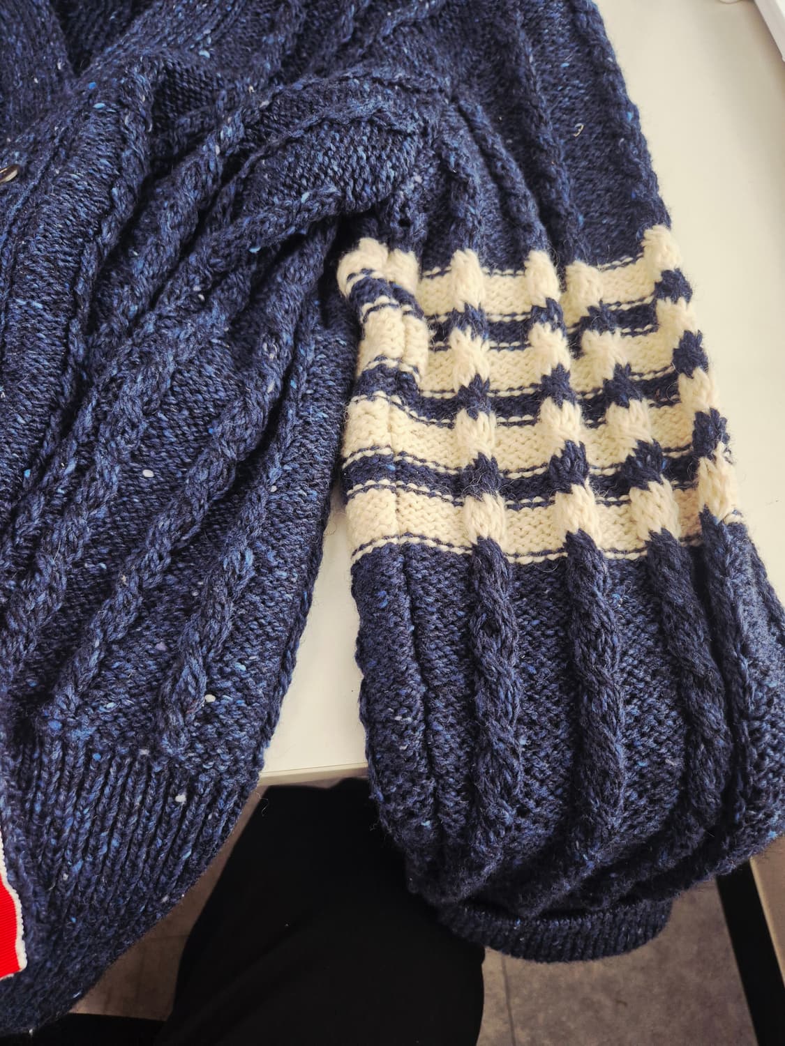 톰브라운 케이블 니트 가디건 (새상품급) 사이즈 4 네이비 상품이미지8