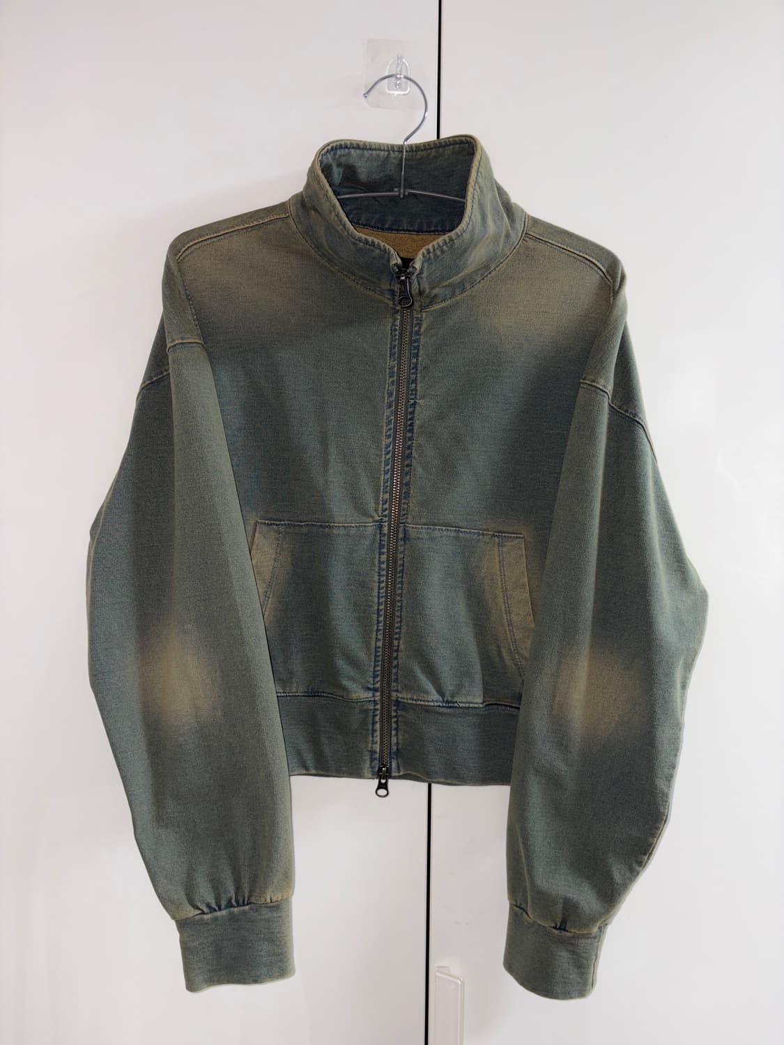 아르덴티 벨로나) 워싱 데님 크롭 스웨트집업 상품이미지1