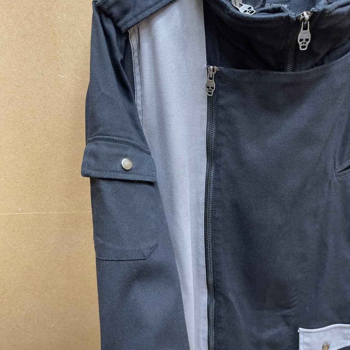 코데즈컴바인 해골 사선 집업자켓 상품이미지4