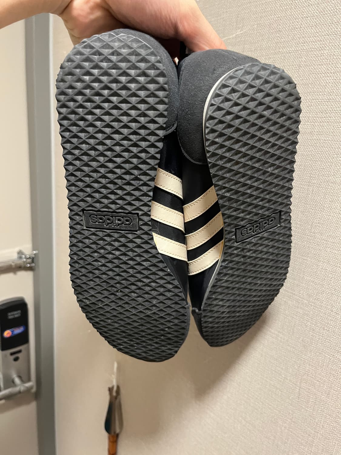 아디다스 조그 블랙 280 상품이미지2