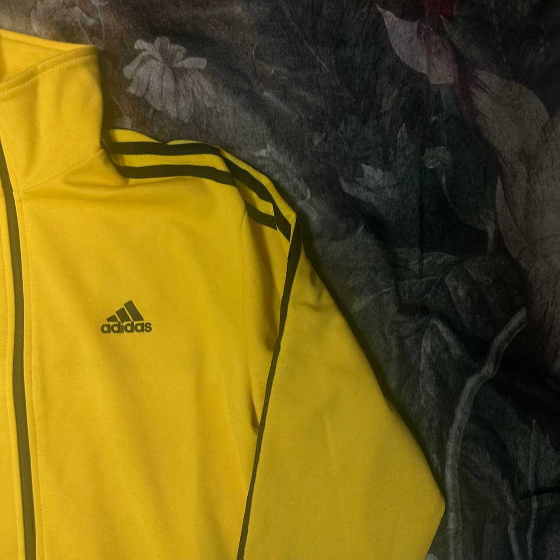 아디다스 퍼포먼스로고 블랙삼선 옐로우트랙탑져지 95 상품이미지2