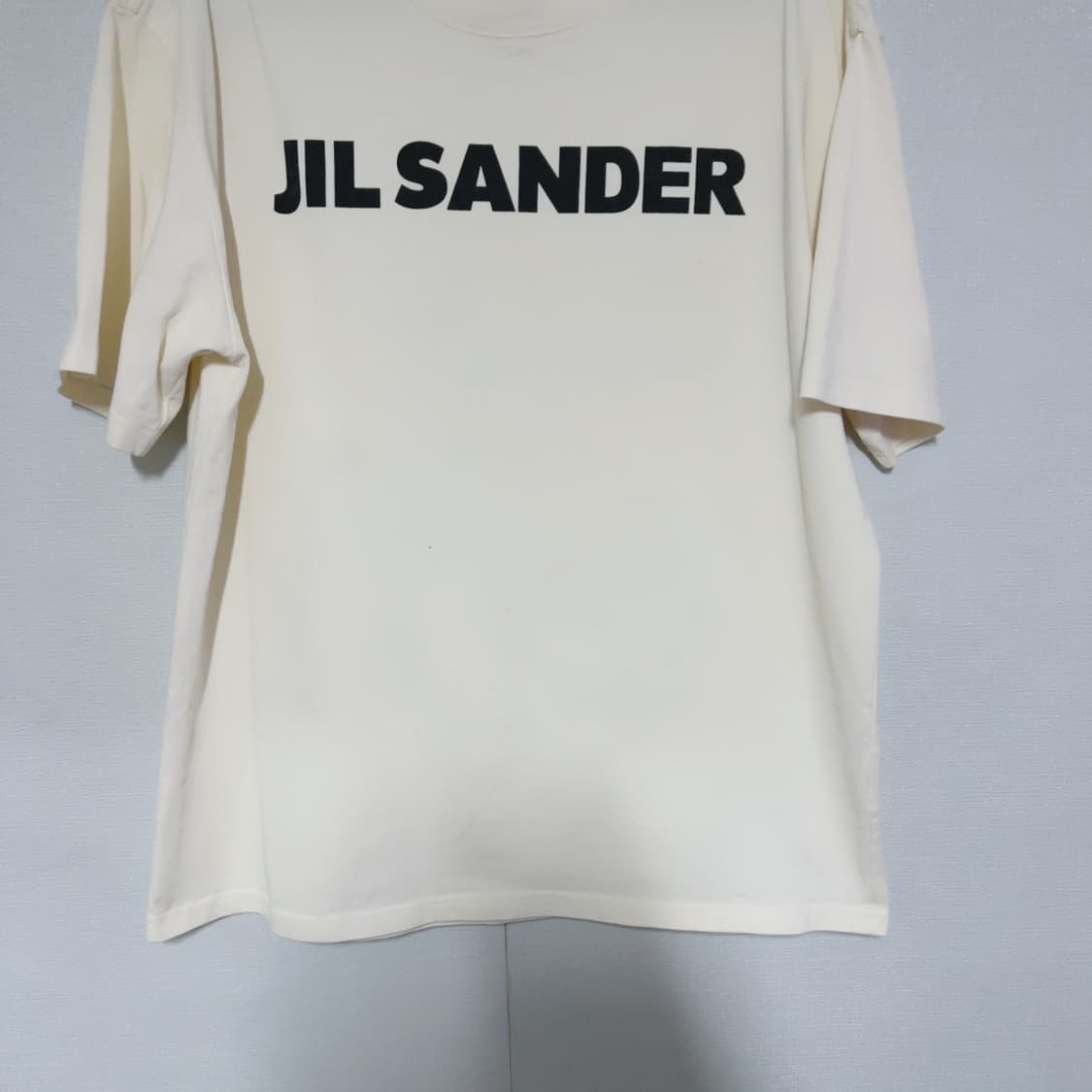 질샌더 로고 프린팅 여름 공용 반팔티 상품이미지3