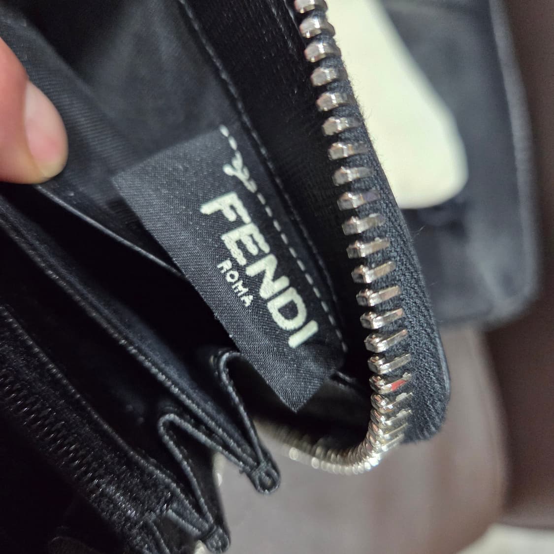 펜디 쥬카 장지갑 상품이미지5