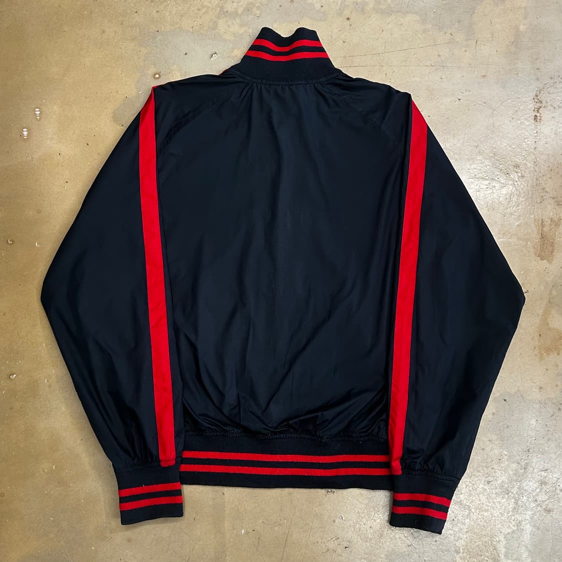 M 폴로랄프로렌 레드 블랙 배색 폴리쉘 자켓 상품이미지3