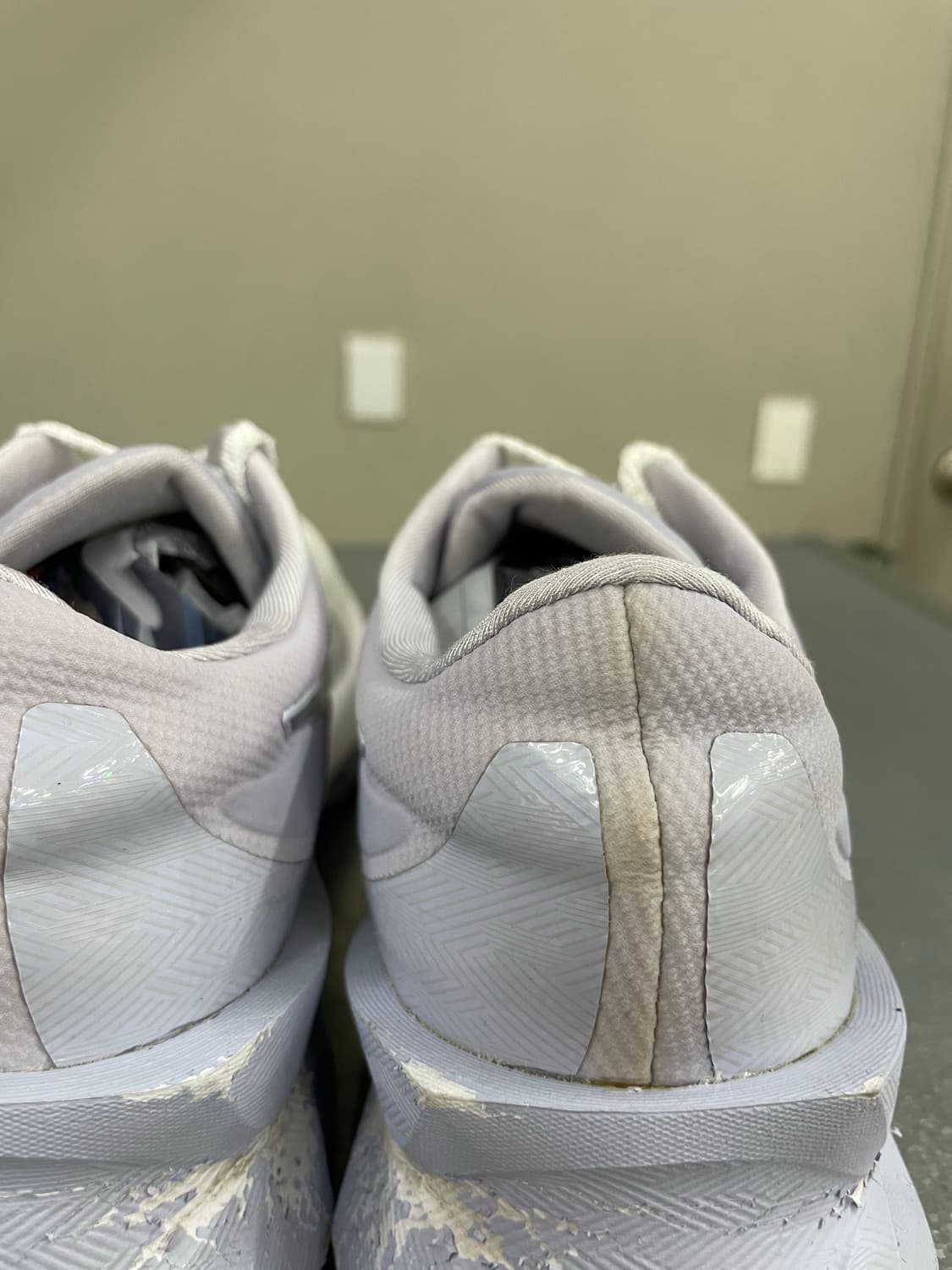 아식스 노바블라스트 화이트 라일락 235 상품이미지10