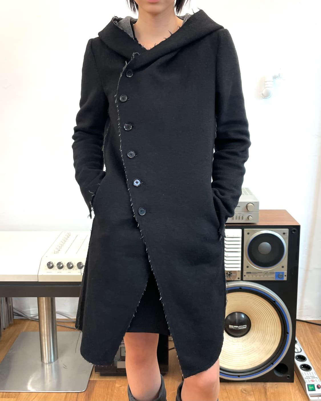 [1] NOID 노아이디 로우엣지 커팅 울 후드 코트 상품이미지1