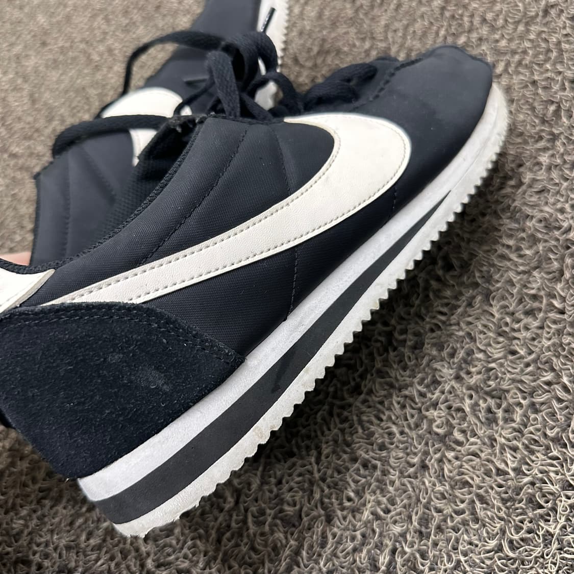 NIKE 나이키 코르테즈 스웨이드 나일론 검흰 280 상품이미지6