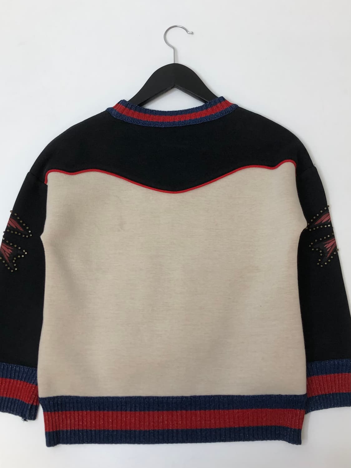 Gucci 구찌 멀티 컬러 나비 프린팅 스웻 셔츠  상품이미지5
