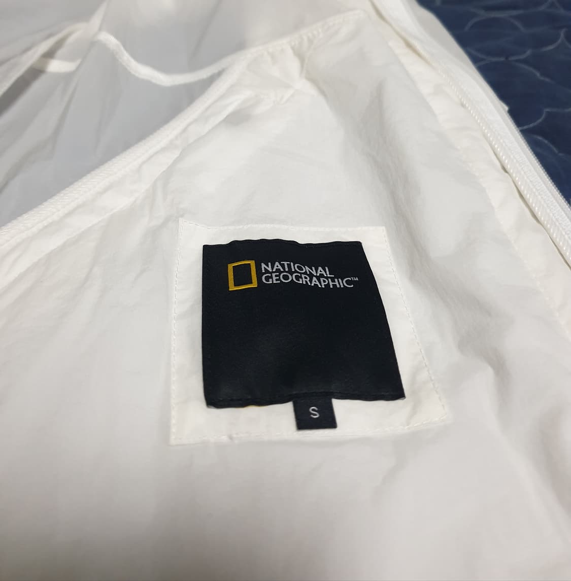 내셔널지오그래픽 월리스 바람막이 자켓 화이트 (S) 상품이미지4