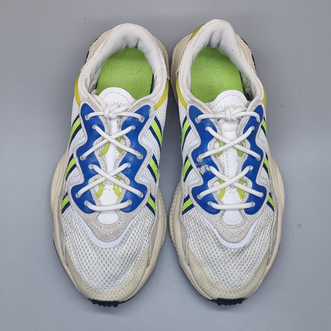 아디다스 오즈위고 여성운동화235 상품이미지2