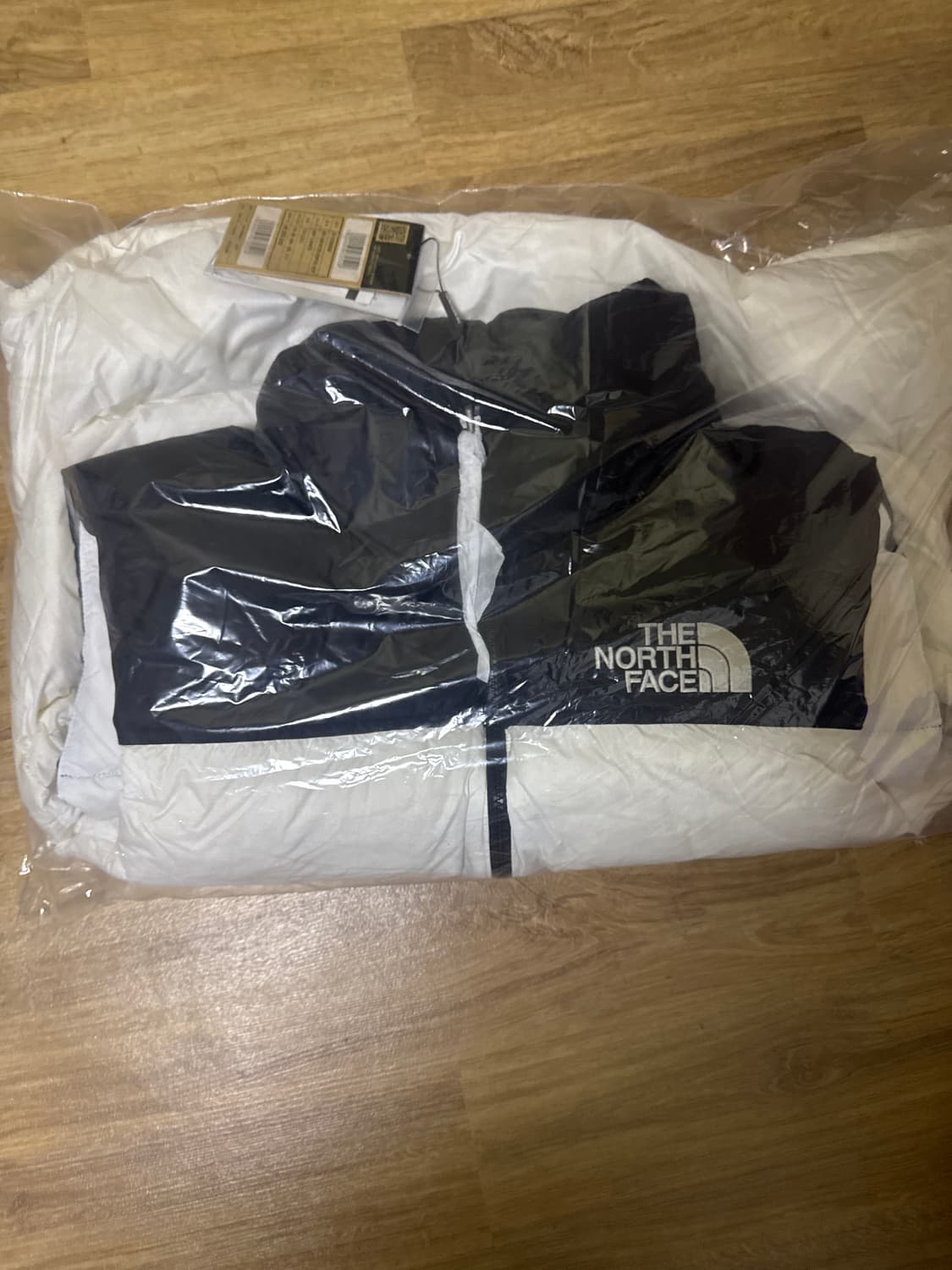 노스페이스 1996 눕시 베스트 화이트 2XL 새상품 상품이미지1