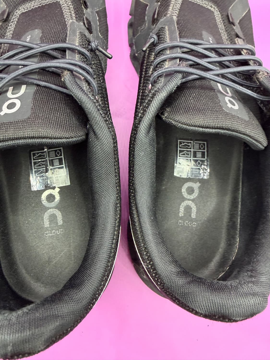 온러닝 클라우드 올블랙 (On Running Cloud All Black 상품이미지4