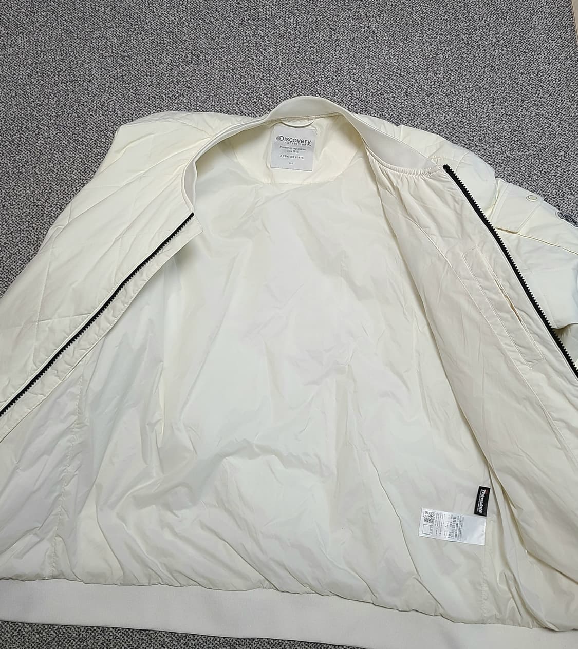 디스커버리 남성 하이랜드 블루종 항공점퍼 105 크림색상 상품이미지4